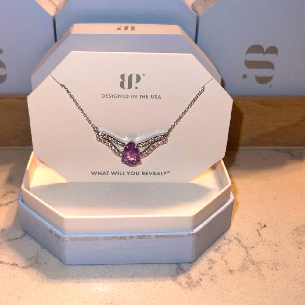 NWT Orchid Purple Chalcedony Necklace